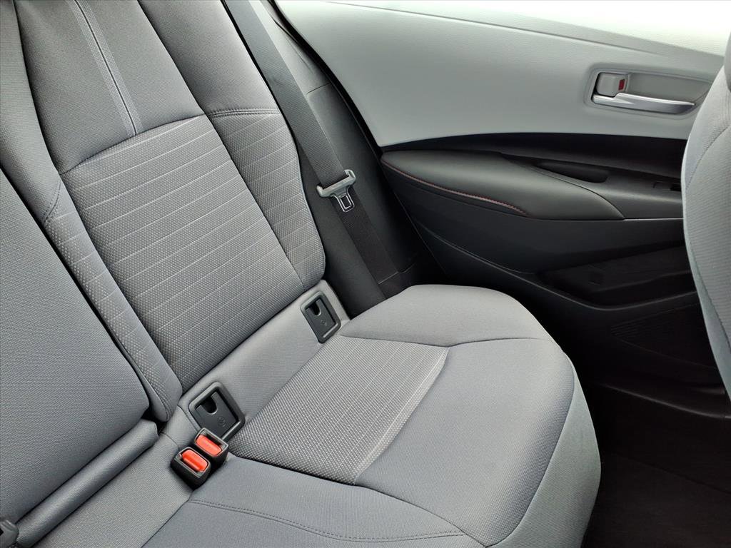 Used 2025 Toyota Corolla SE image 24
