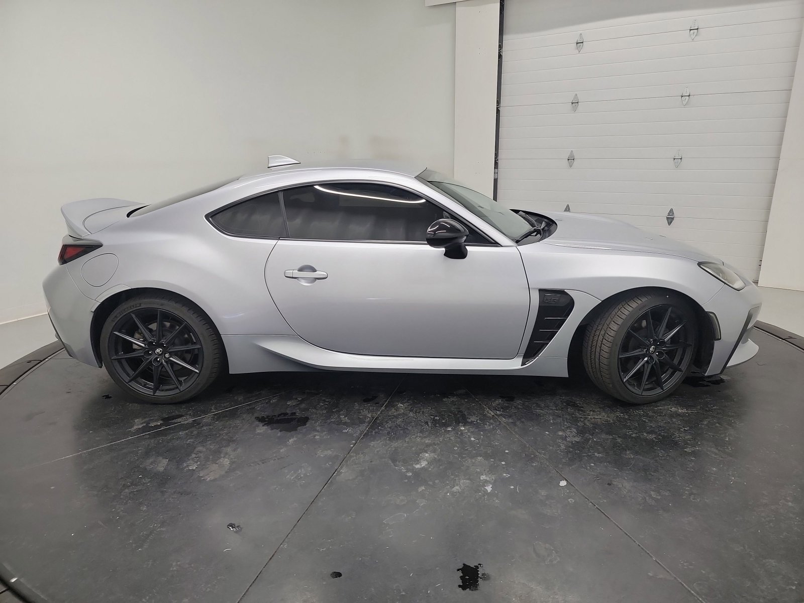 Used 2023 Toyota GR86 Premium w/ ALL Weather Mat Package (TMS) image 19