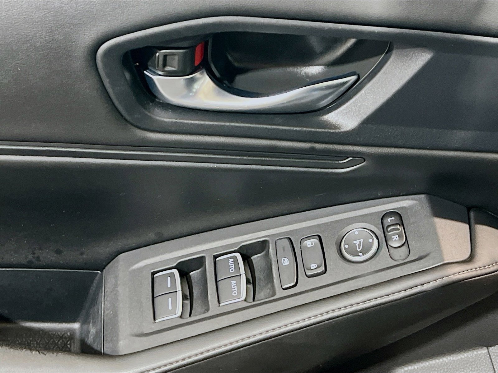 Used 2023 Honda Accord Sport image 13