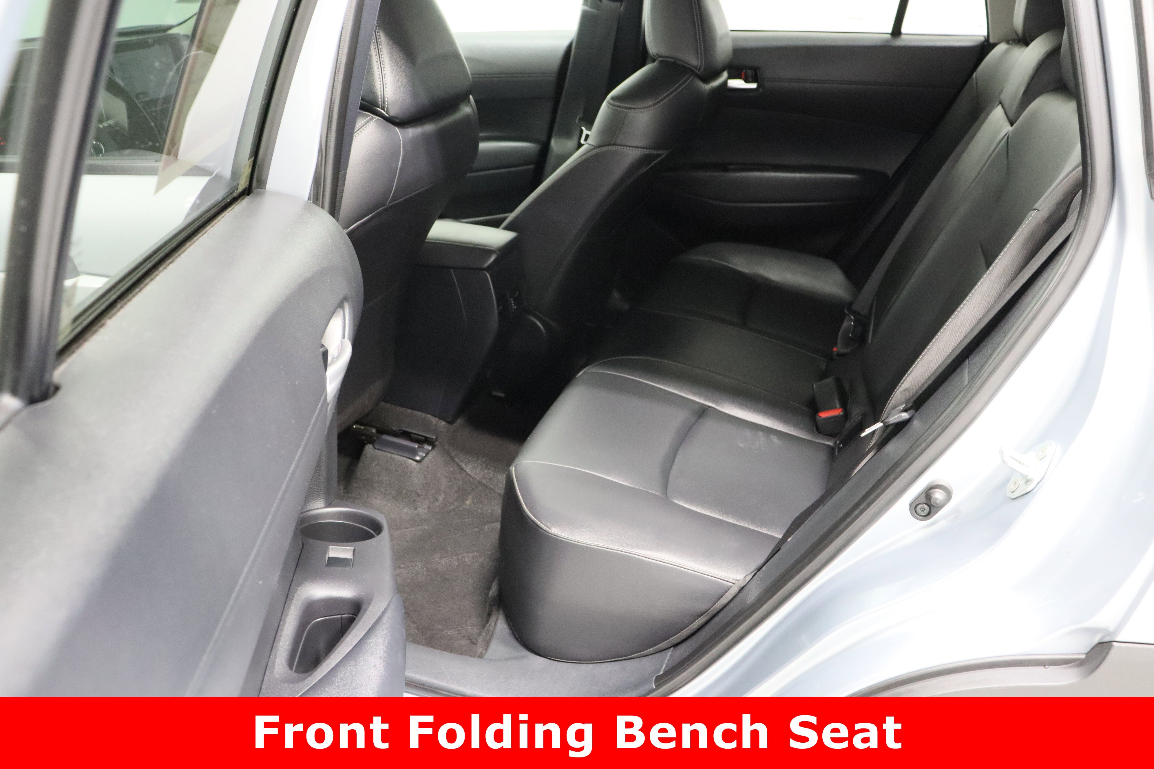 Certified 2024 Toyota Corolla Cross XLE image 29