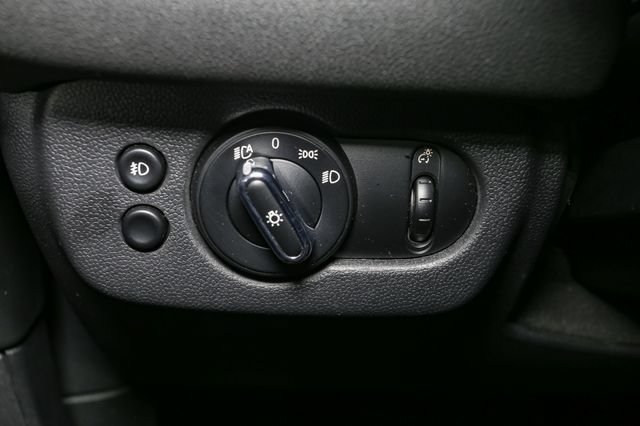 Used 2021 MINI Cooper Clubman S AWD/4WD image 35