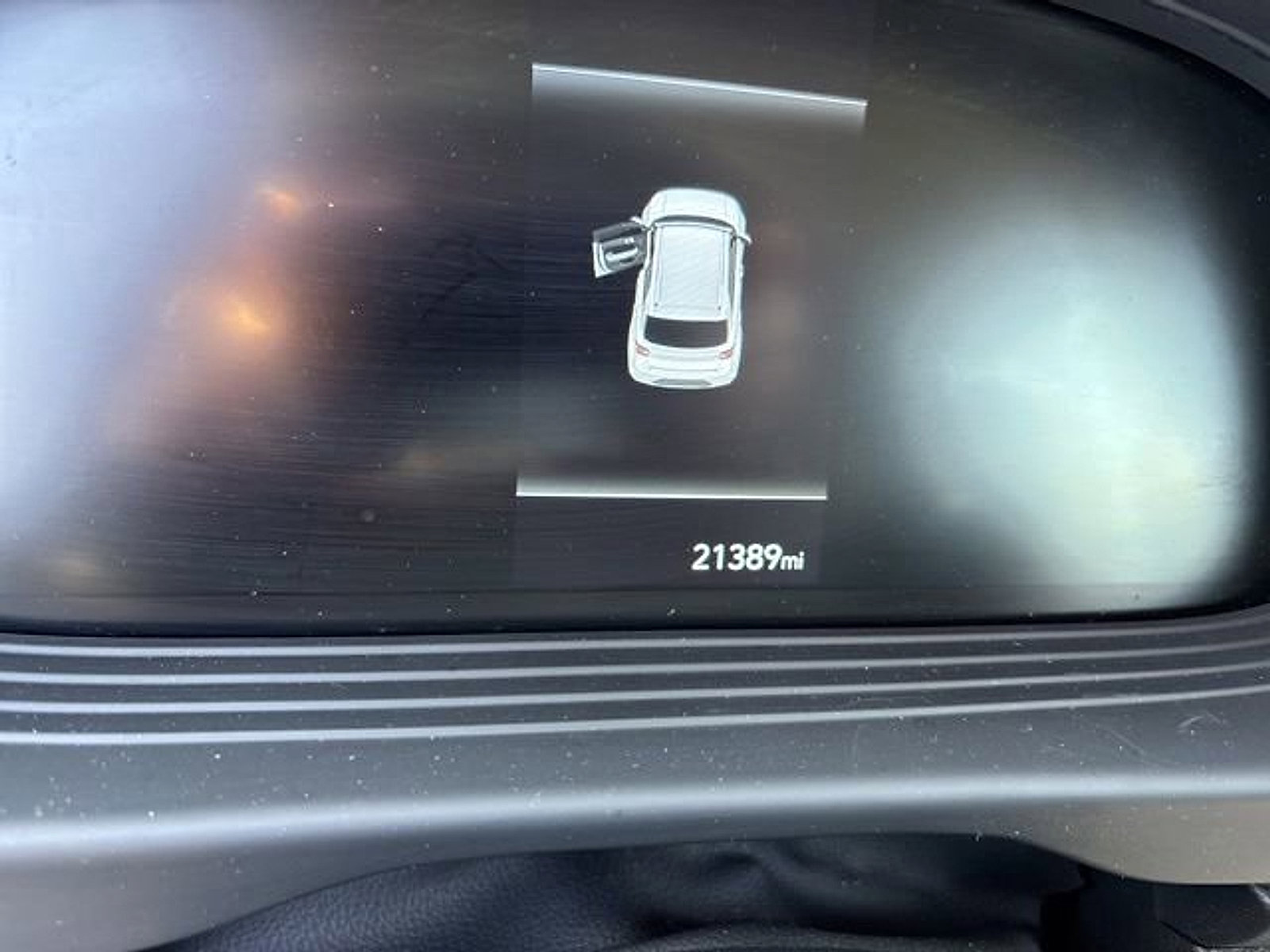 Certified 2025 Hyundai Venue SEL image 11