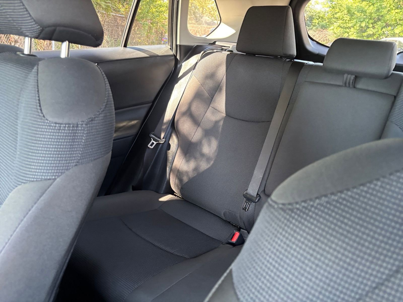 Used 2025 Toyota RAV4 LE AWD/4WD image 40