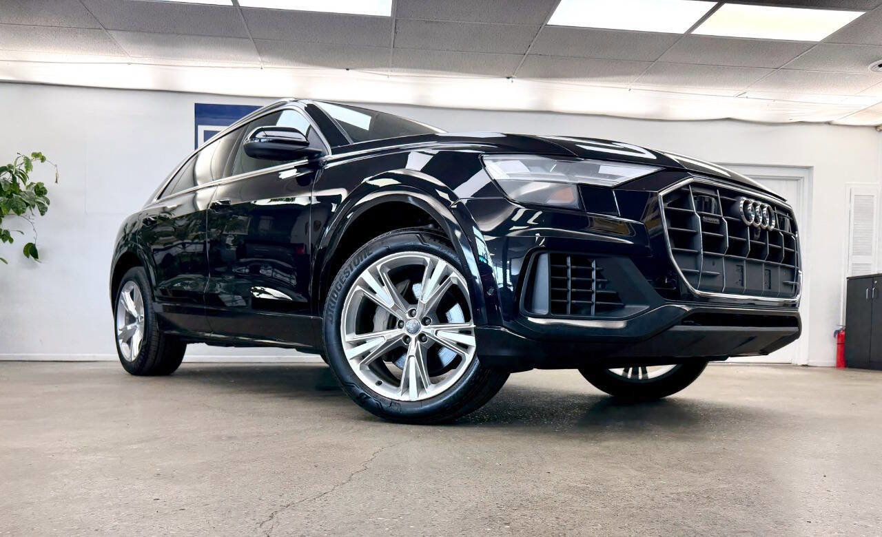 Used 2019 Audi Q8 Premium Plus w/ Premium Plus image 26