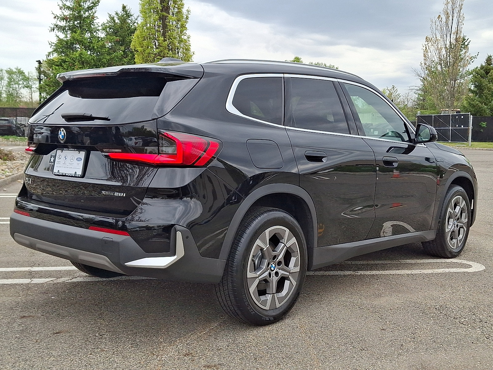 Used 2023 BMW X1 xDrive28i w/ Convenience Package AWD/4WD image 6