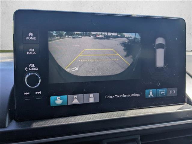 Used 2023 Honda Pilot Touring image 14