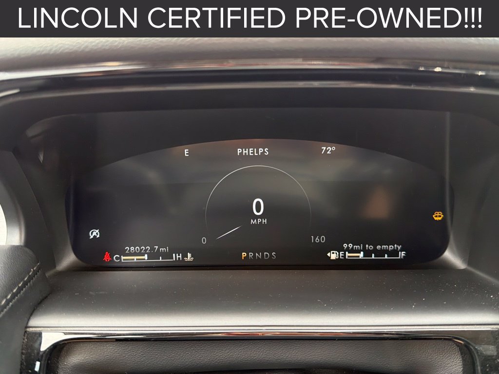 Used 2022 Lincoln Nautilus AWD w/ Premium Package image 3