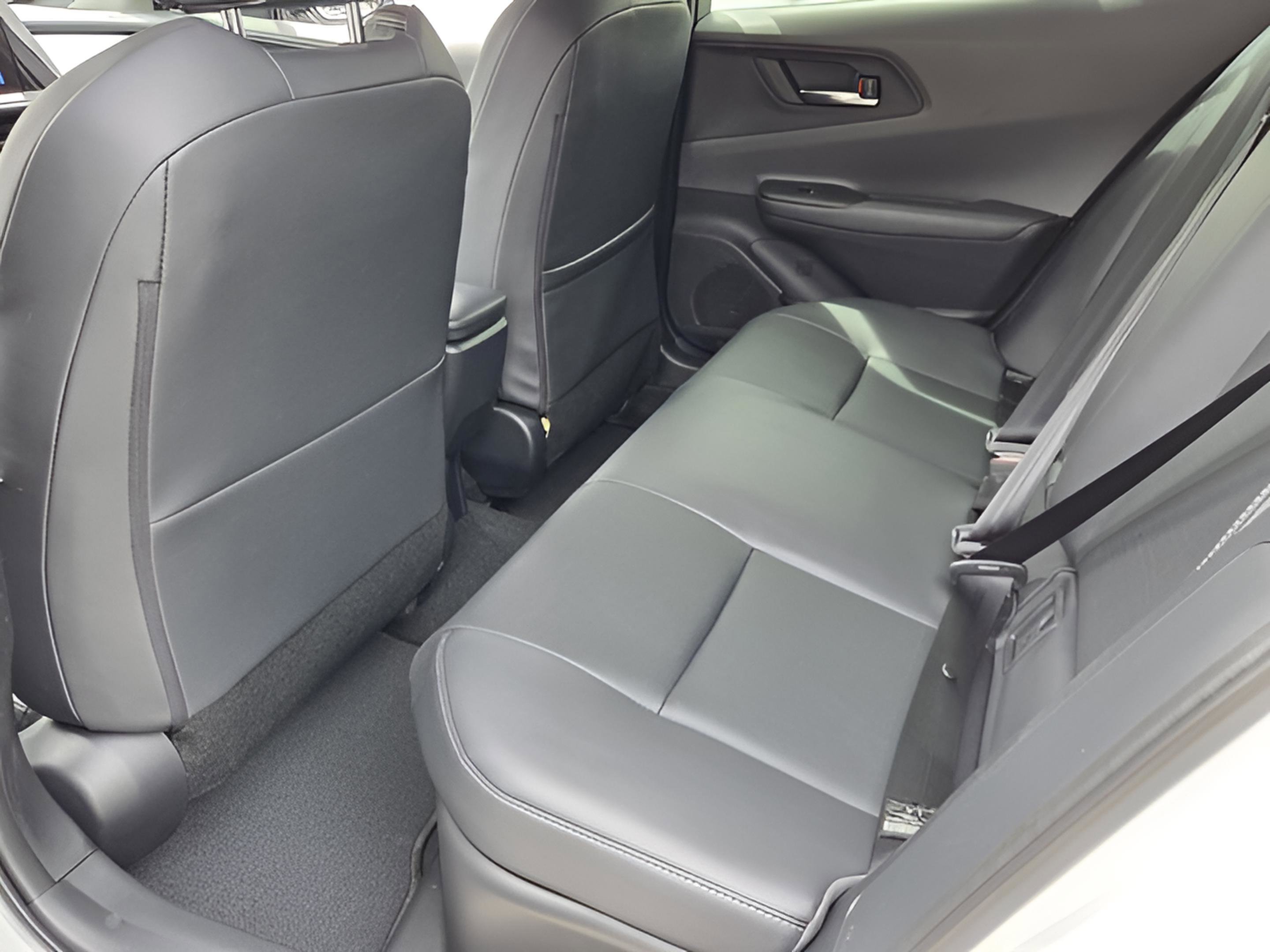 New 2026 Toyota Prius XLE FWD image 9