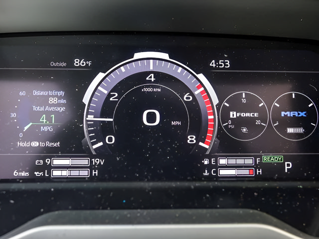 New 2026 Toyota Tundra Platinum AWD/4WD image 19
