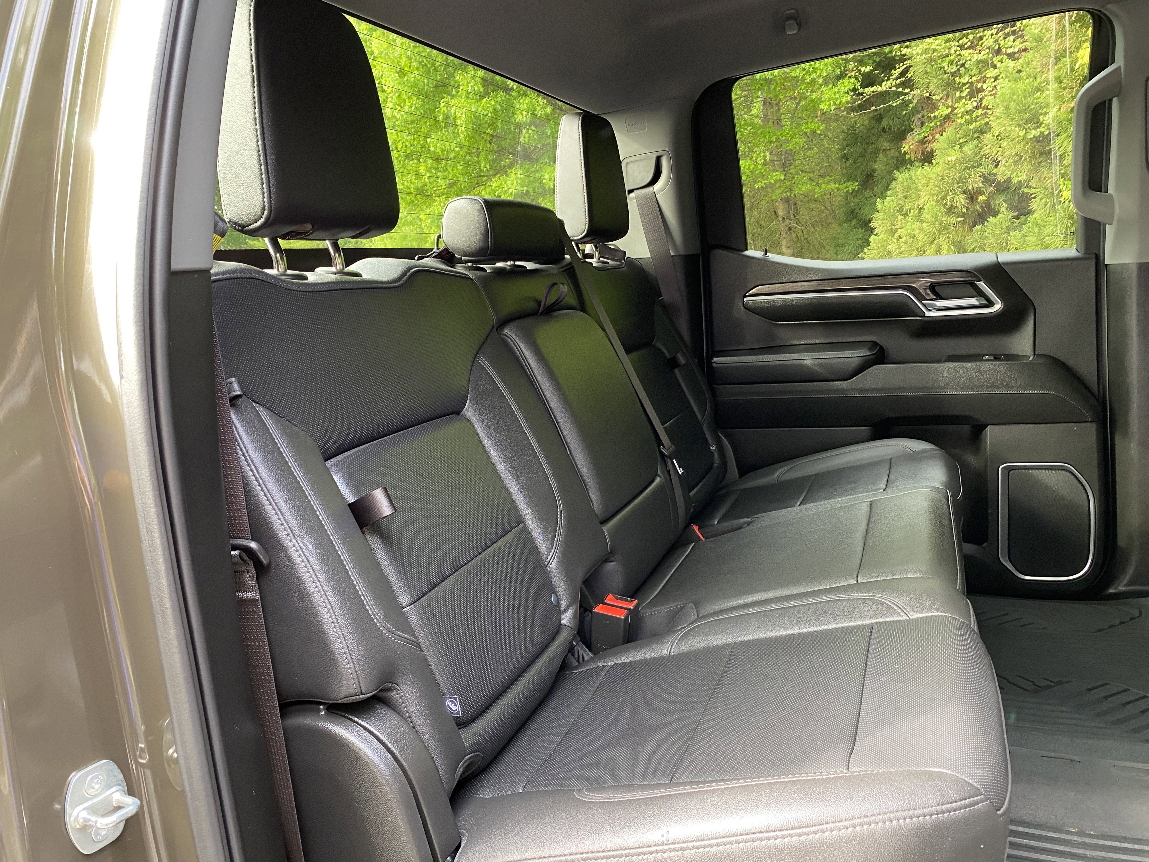 Used 2023 Chevrolet Silverado 1500 LTZ AWD/4WD image 36