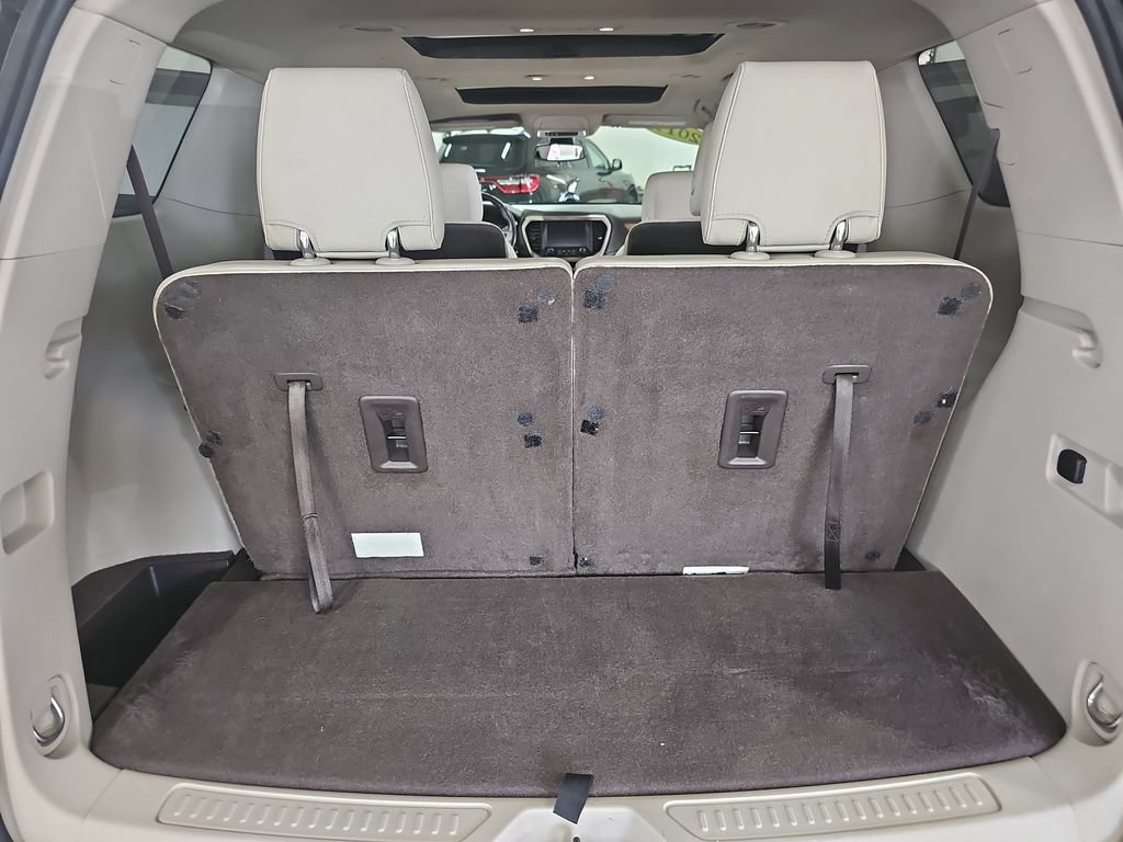 Used 2019 GMC Acadia Denali w/ Technology Package AWD/4WD image 13