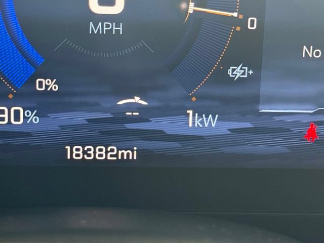 Used 2024 Chevrolet Equinox EV LT AWD/4WD image 19