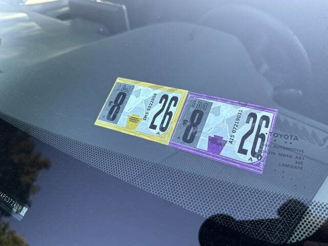 Used 2023 Toyota RAV4 XLE Premium AWD/4WD image 4