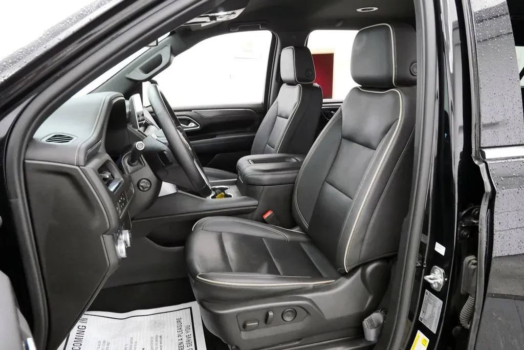 Used 2023 GMC Yukon XL SLT w/ SLT Luxury Package AWD/4WD image 10