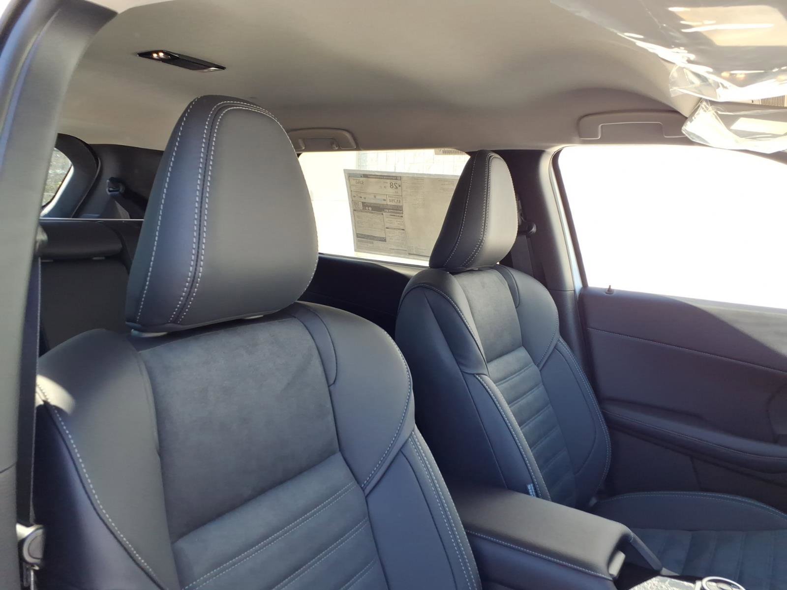 New 2026 Mitsubishi Outlander SE FWD image 18