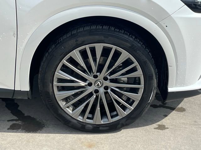 Used 2024 Lexus RX 450h 450h+ Luxury w/ Convenience Package image 7