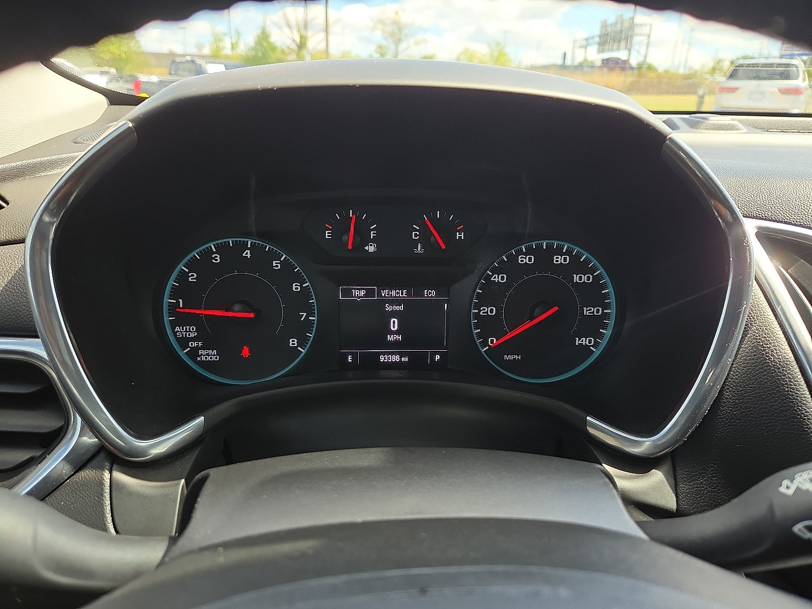 Used 2018 Chevrolet Equinox LT FWD image 23