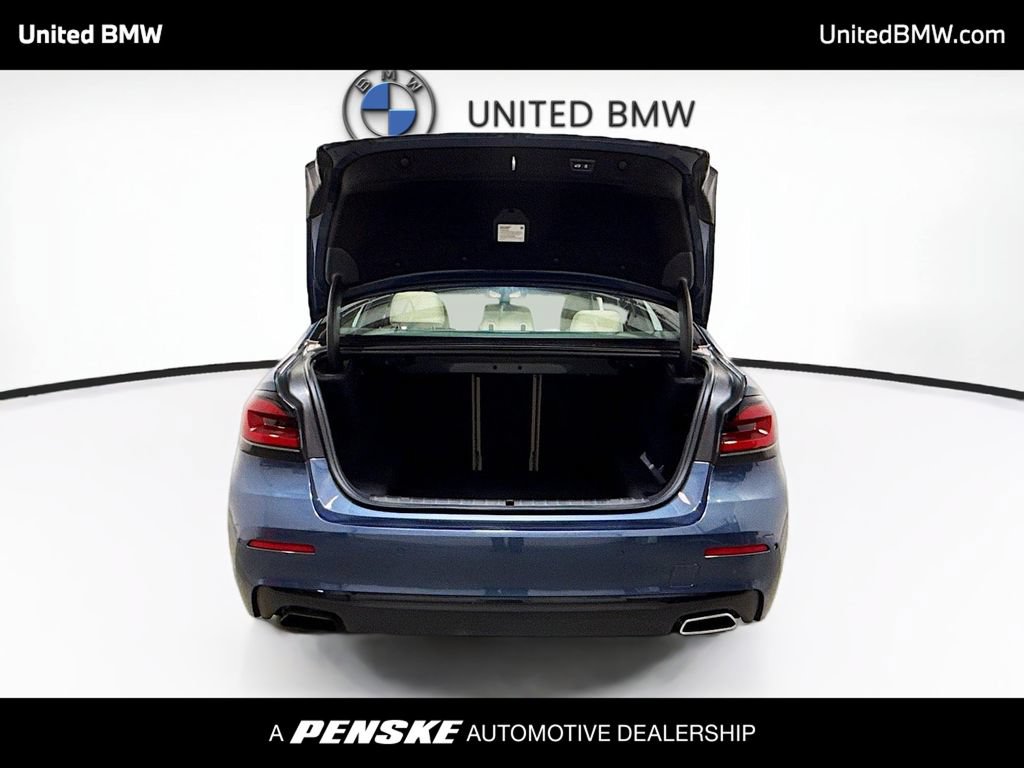 Used 2023 BMW 530i RWD image 14