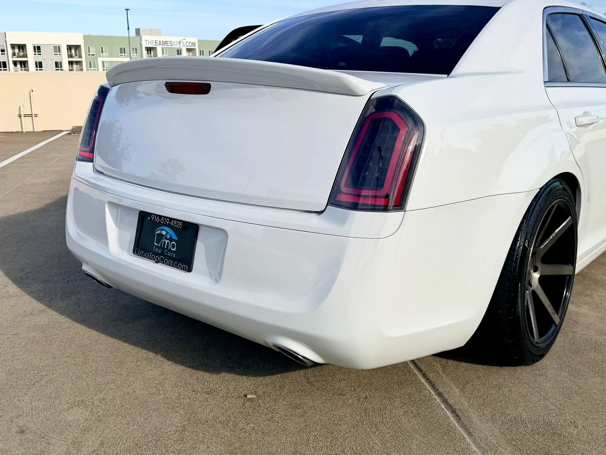 Used 2013 Chrysler 300 S RWD image 28
