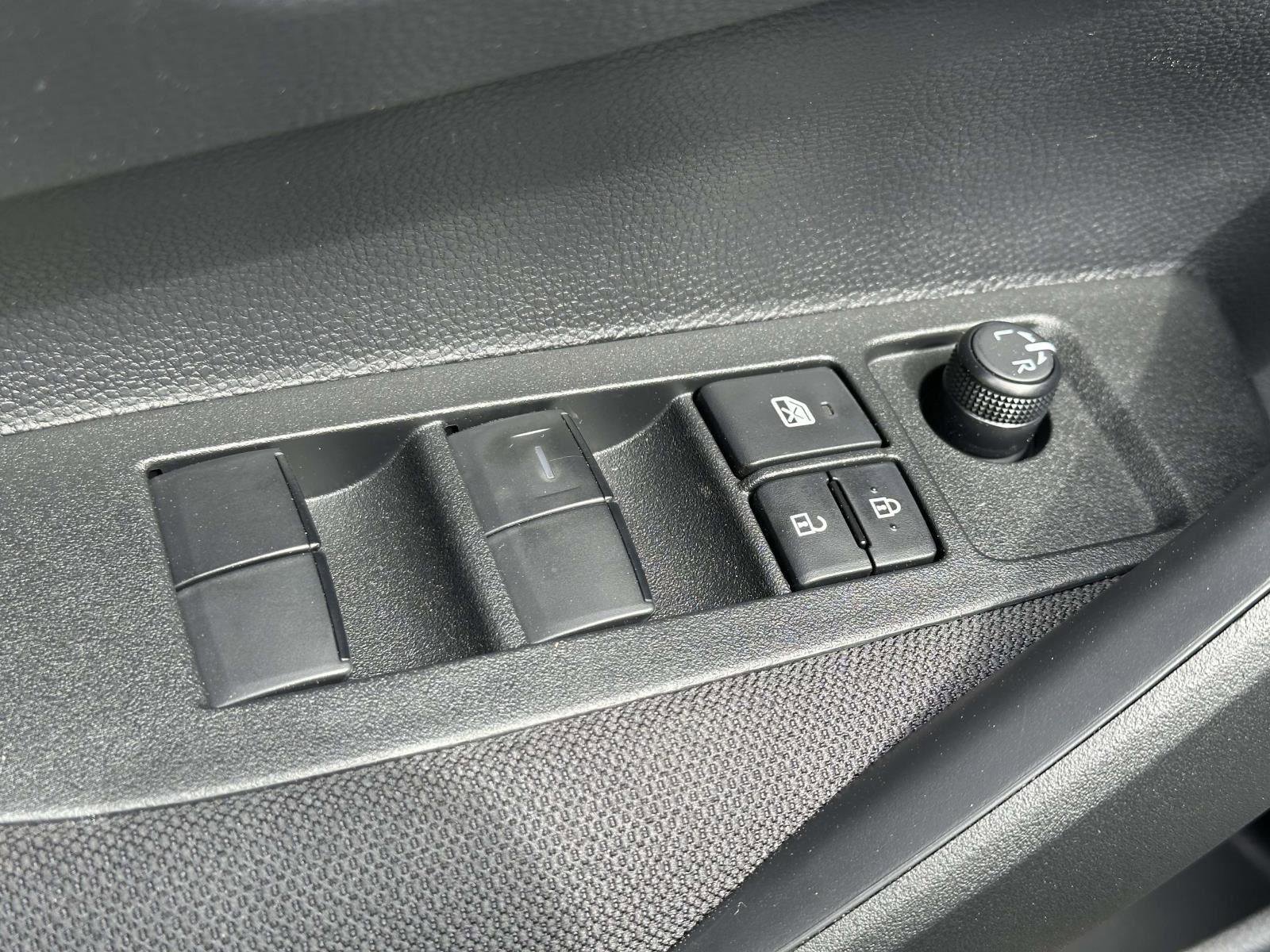 New 2026 Toyota Corolla SE FWD image 19