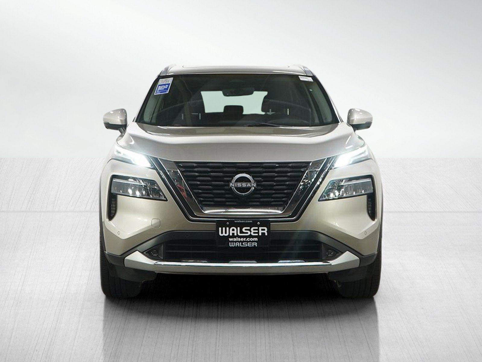 Used 2022 Nissan Rogue Platinum w/ Head-Up Display Package AWD/4WD image 8