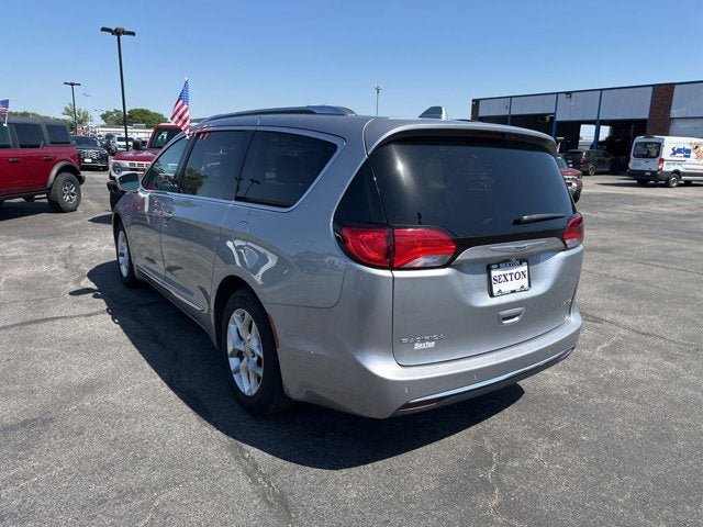 Used 2019 Chrysler Pacifica Limited FWD image 7