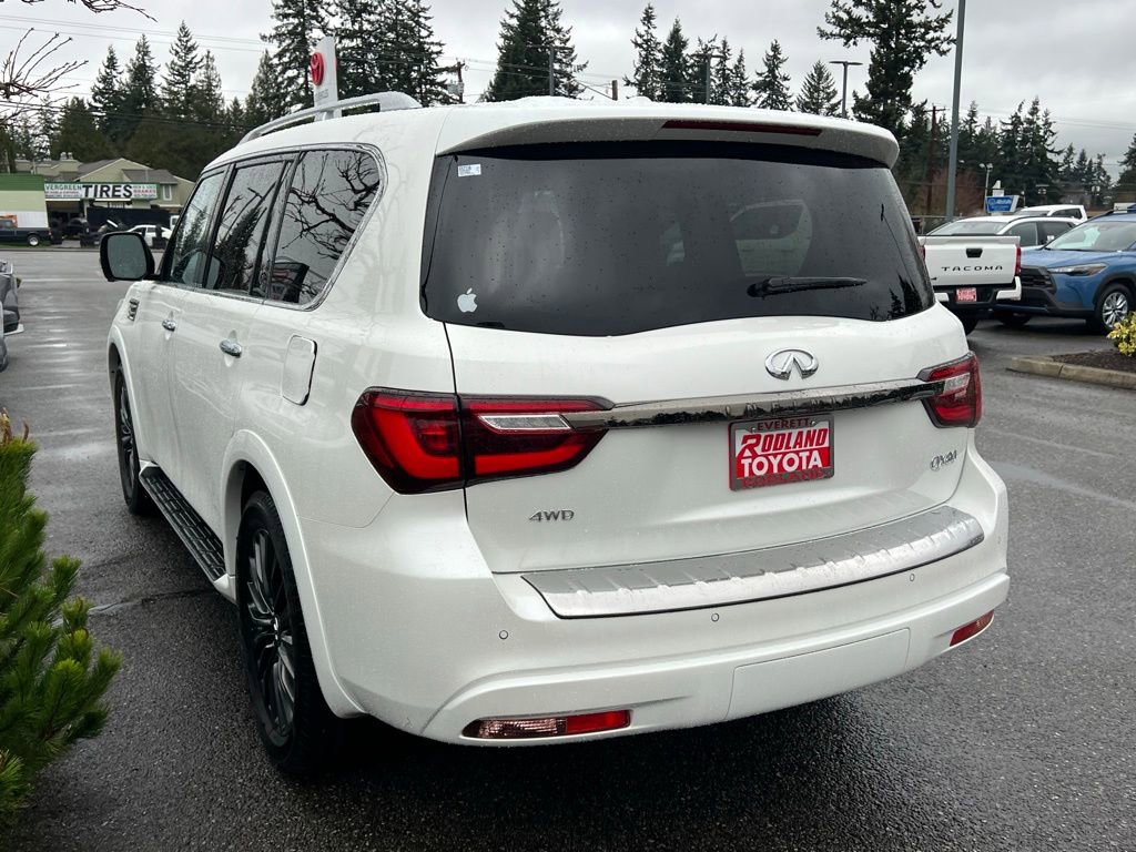Used 2024 INFINITI QX80 Sensory image 9