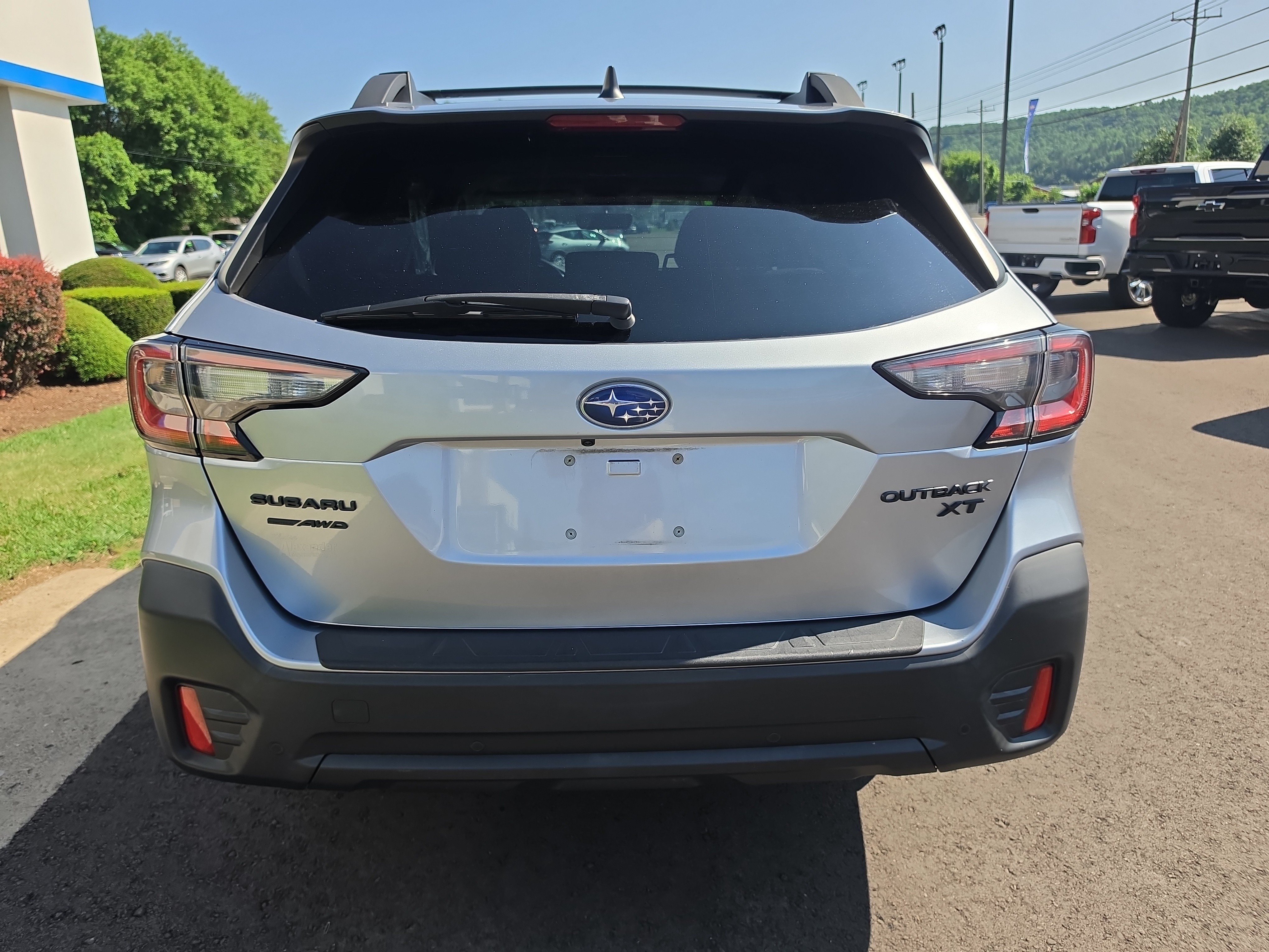 Used 2021 Subaru Outback Onyx Edition XT AWD/4WD image 4