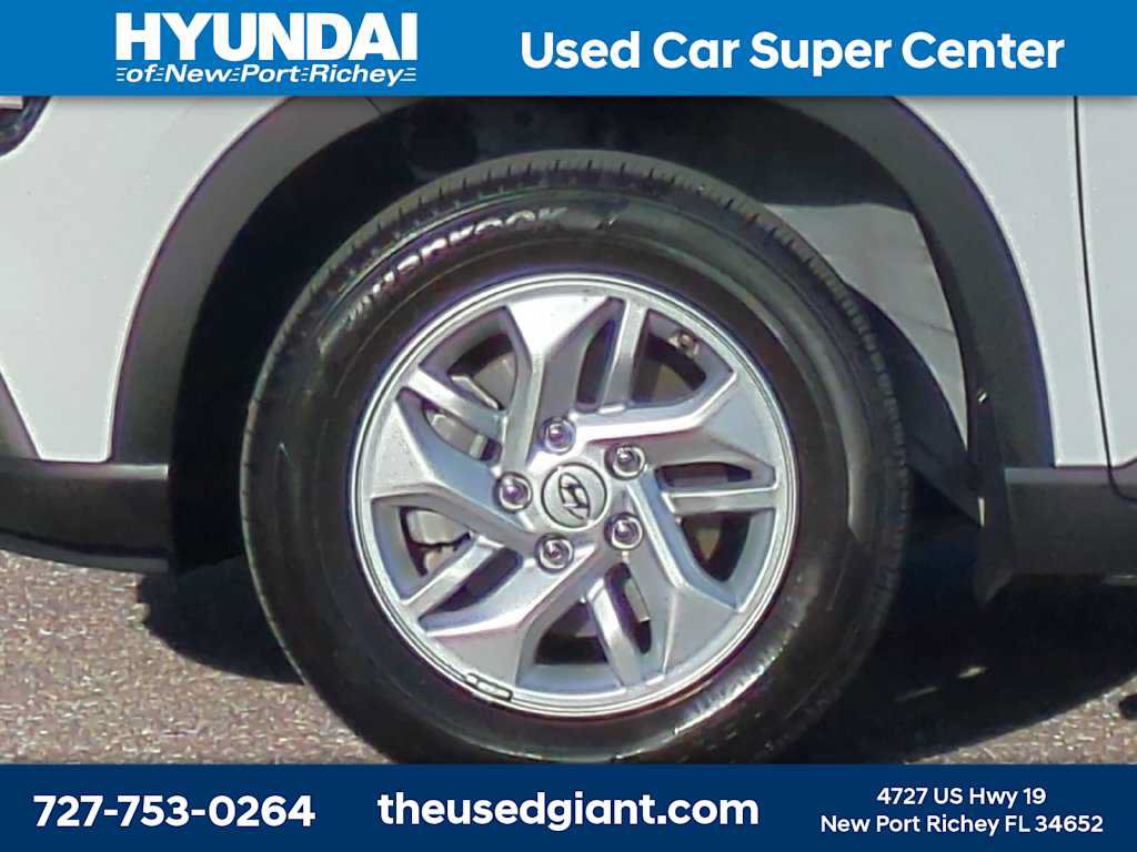 Used 2026 Hyundai Venue SE FWD image 10