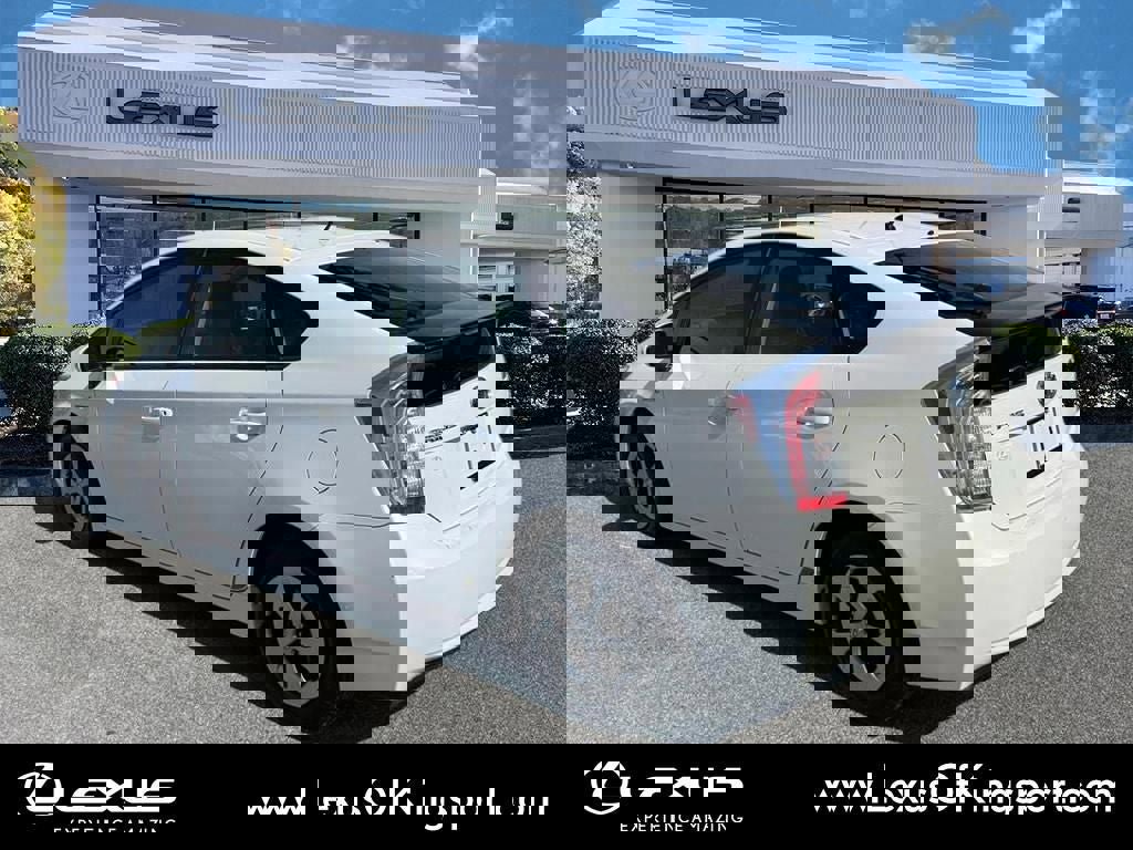 Used 2013 Toyota Prius Two image 3