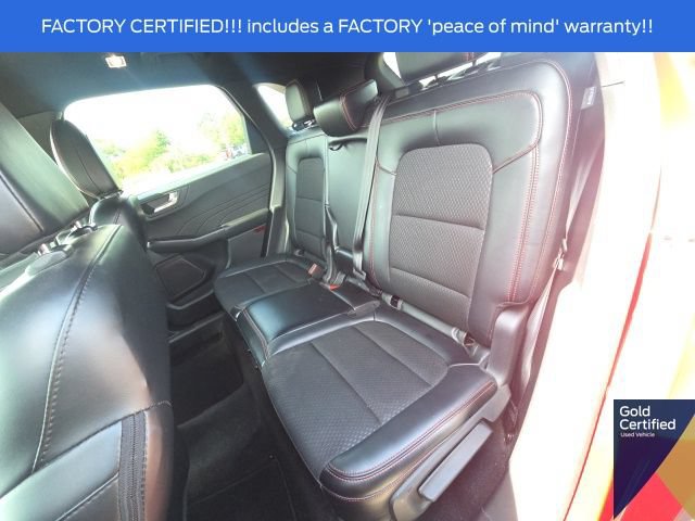 Certified 2025 Ford Escape ST-Line Select AWD/4WD image 18