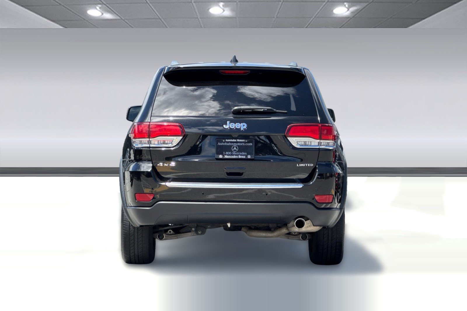 Used 2021 Jeep Grand Cherokee Limited AWD/4WD image 9