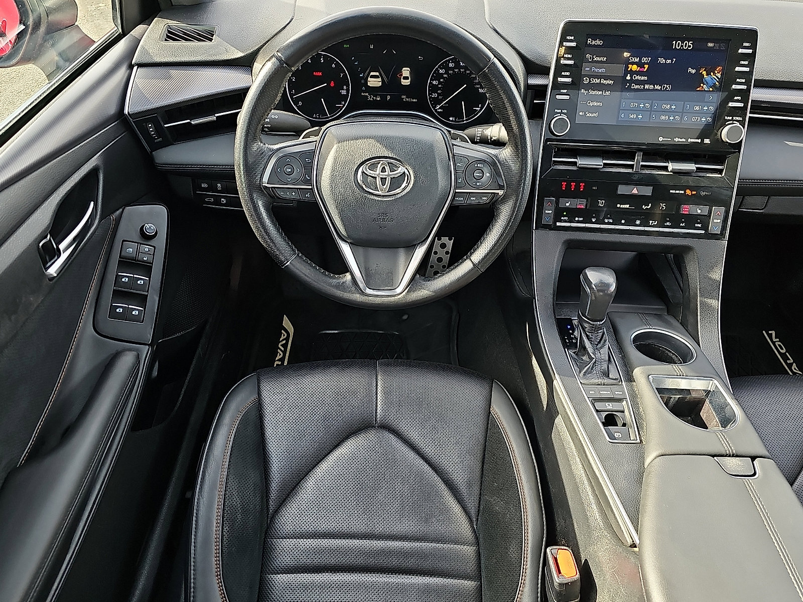 Used 2019 Toyota Avalon XSE w/ All Weather Liner Package image 12