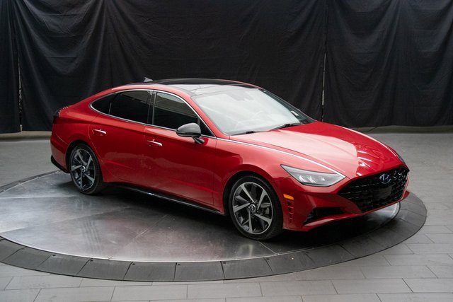 Used 2021 Hyundai Sonata SEL Plus w/ Tech Package image 2