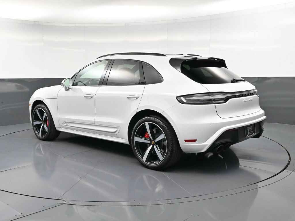 Certified 2022 Porsche Macan GTS AWD/4WD image 3