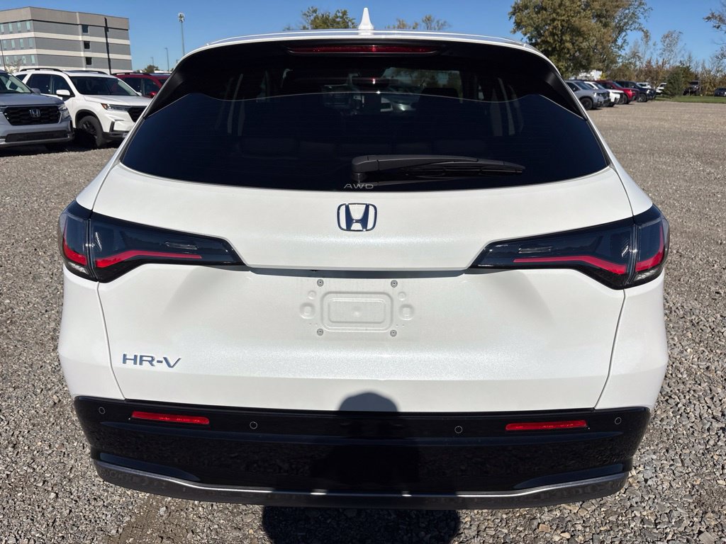 Used 2024 Honda HR-V EX-L image 10