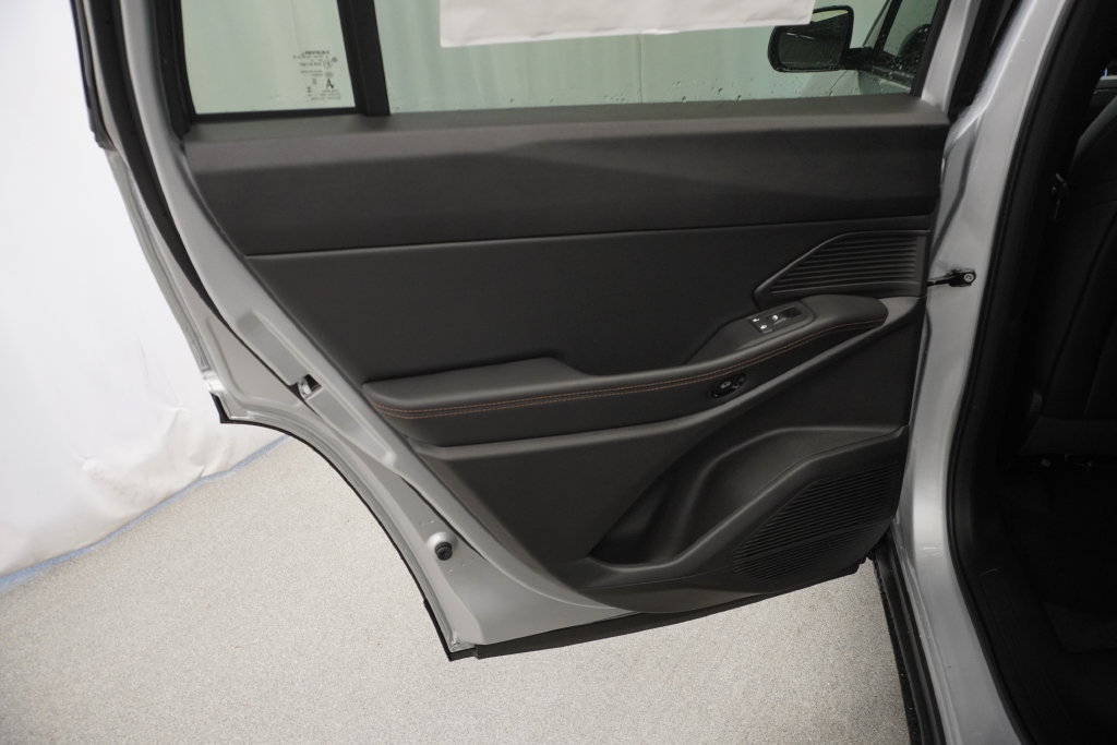 New 2026 Jeep Cherokee Limited AWD/4WD image 29