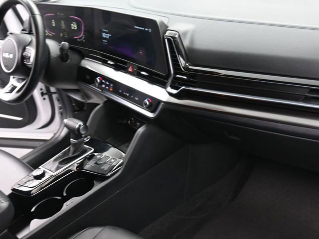 Used 2025 Kia Sportage EX image 29