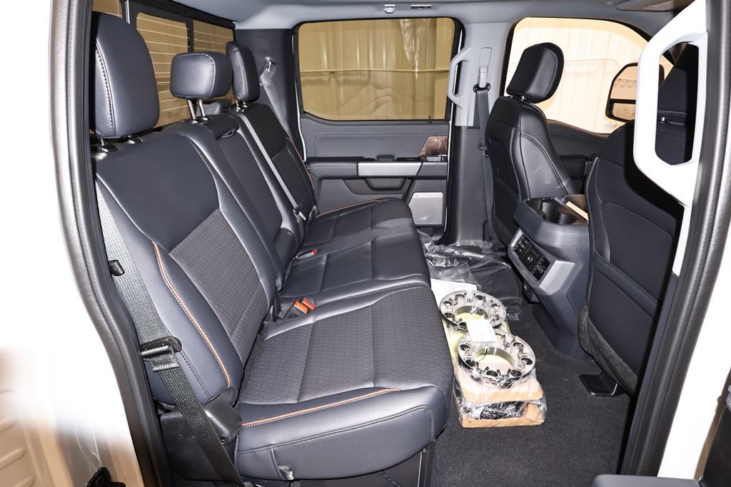 New 2026 Ford F350 Lariat w/ Black Appearance Package AWD/4WD image 16