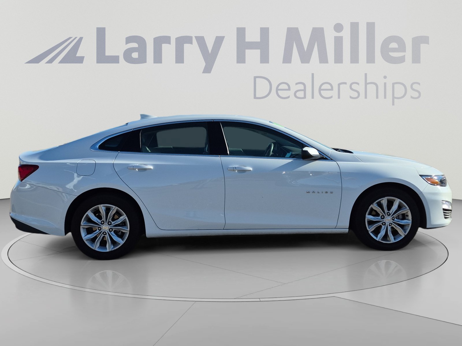Used 2024 Chevrolet Malibu LT FWD image 6