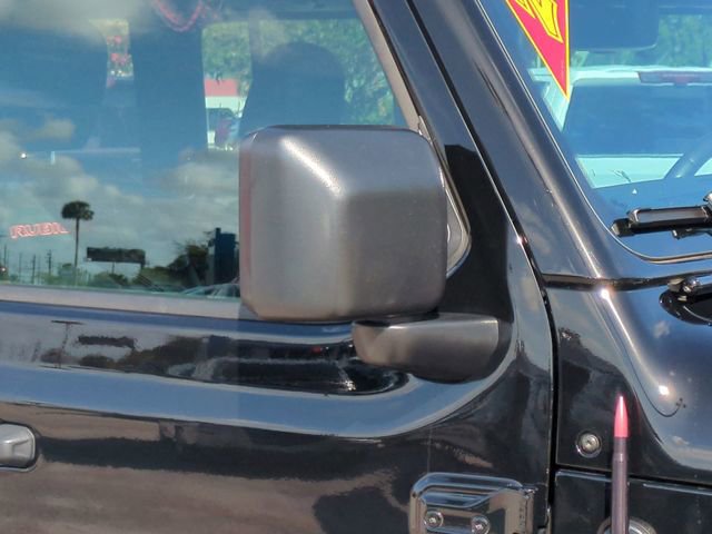 Used 2023 Jeep Wrangler Unlimited Rubicon w/ Steel Bumper Group image 12