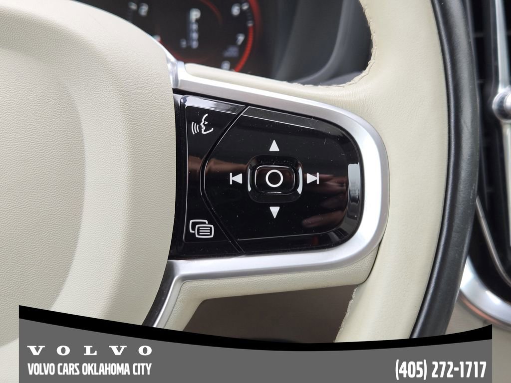 Used 2021 Volvo S60 T5 Momentum AWD/4WD image 28