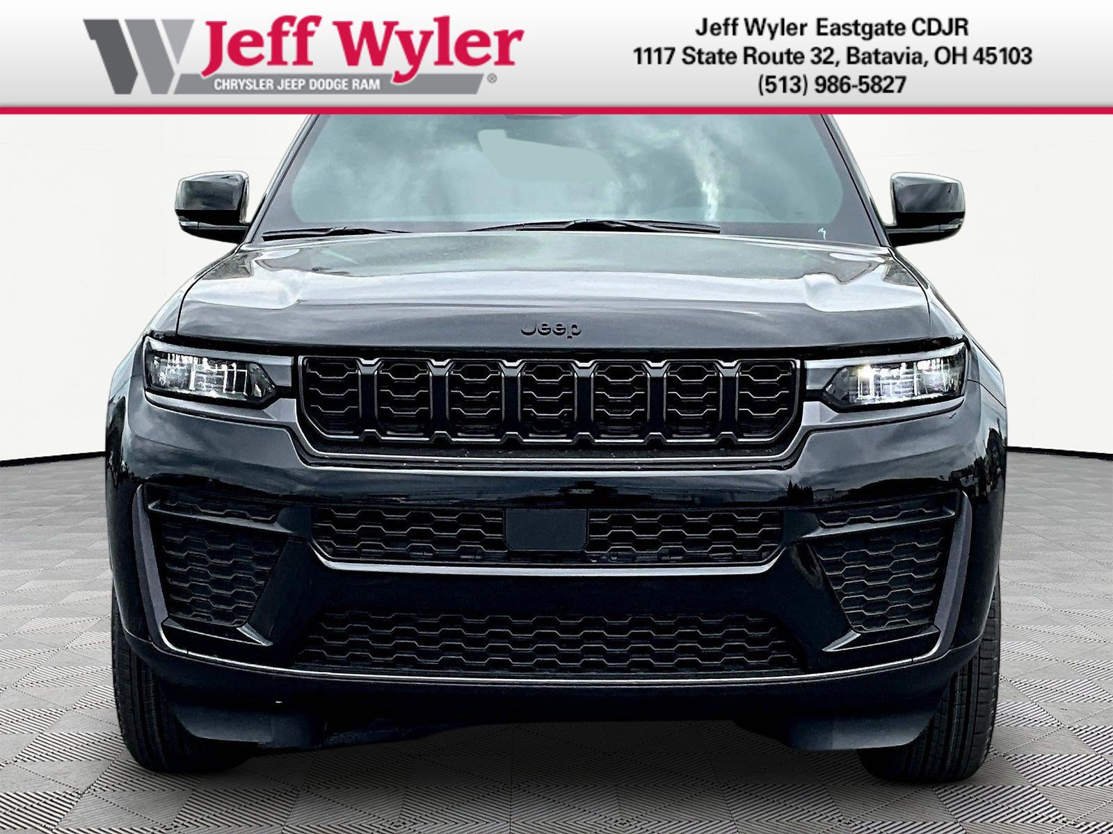 New 2026 Jeep Grand Cherokee Altitude AWD/4WD image 2
