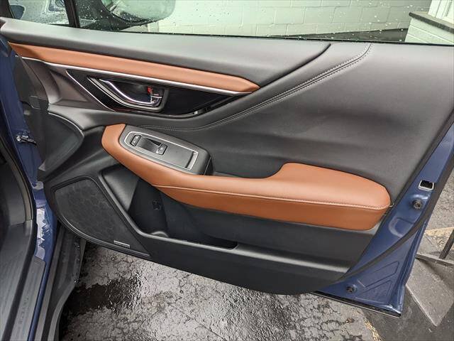 Used 2024 Subaru Outback Touring AWD/4WD image 21