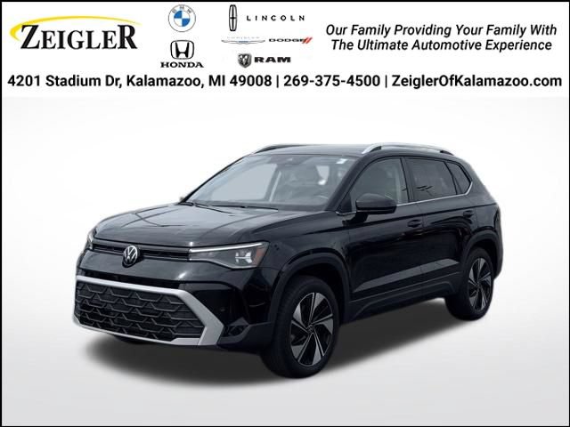Used 2025 Volkswagen Taos SE AWD/4WD image 1