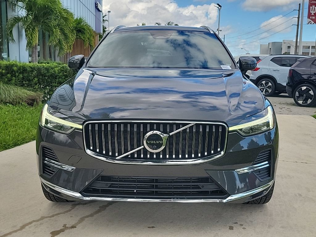 Used 2022 Volvo XC60 T8 Inscription w/ Advanced Package video 2