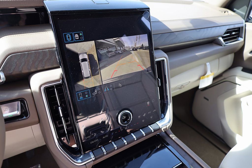 New 2026 GMC Yukon XL Denali w/ Advanced Technology Package image 15