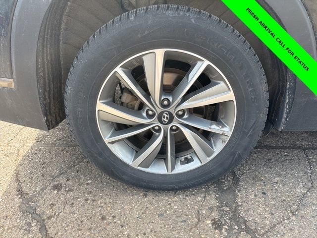 Used 2019 Hyundai Santa Fe SEL image 13