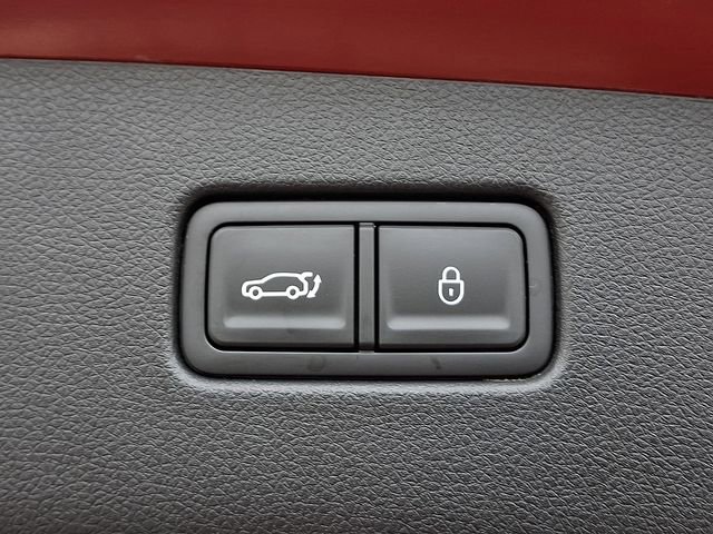 Used 2024 Genesis GV70 3.5T Sport image 33