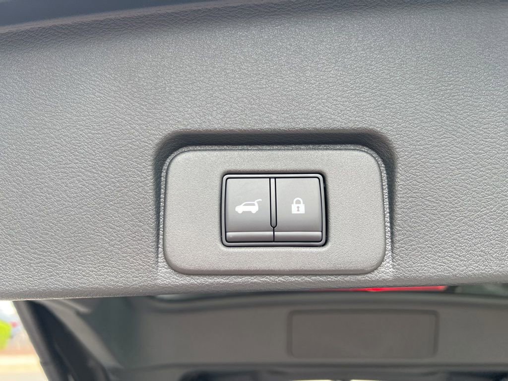 New 2026 Nissan Rogue Platinum image 32